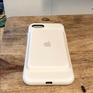 I phone 7 extended battery case white